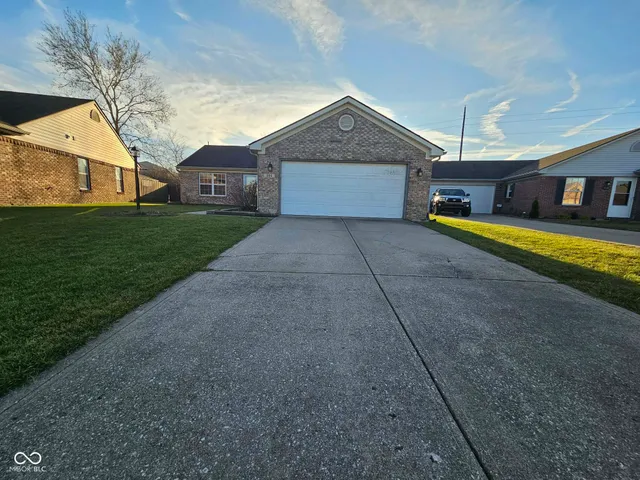 $1,650 | 385 Polk Manor Drive, Greenwood, IN 46143