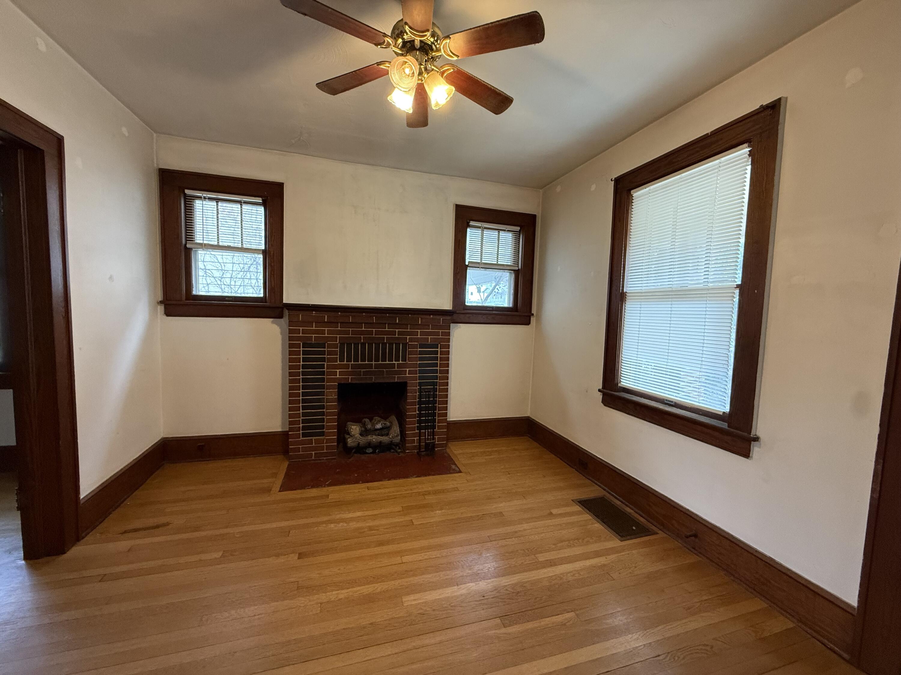 1342 Craig Robertson Road Southeast Roanoke, VA 24014 - Photo 19 of 42 IMG_3553