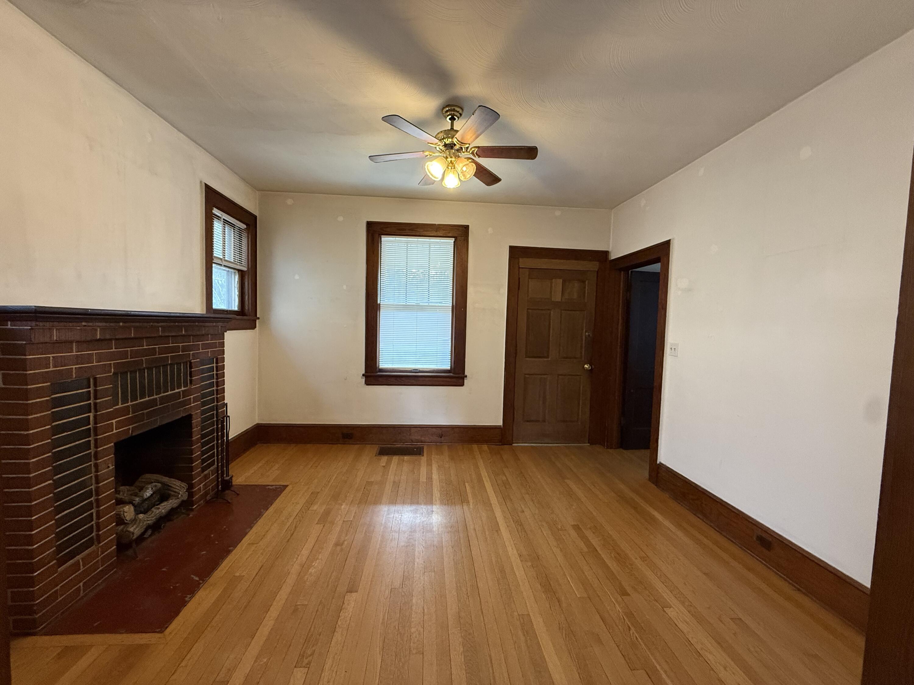 1342 Craig Robertson Road Southeast Roanoke, VA 24014 - Photo 21 of 42 IMG_3555