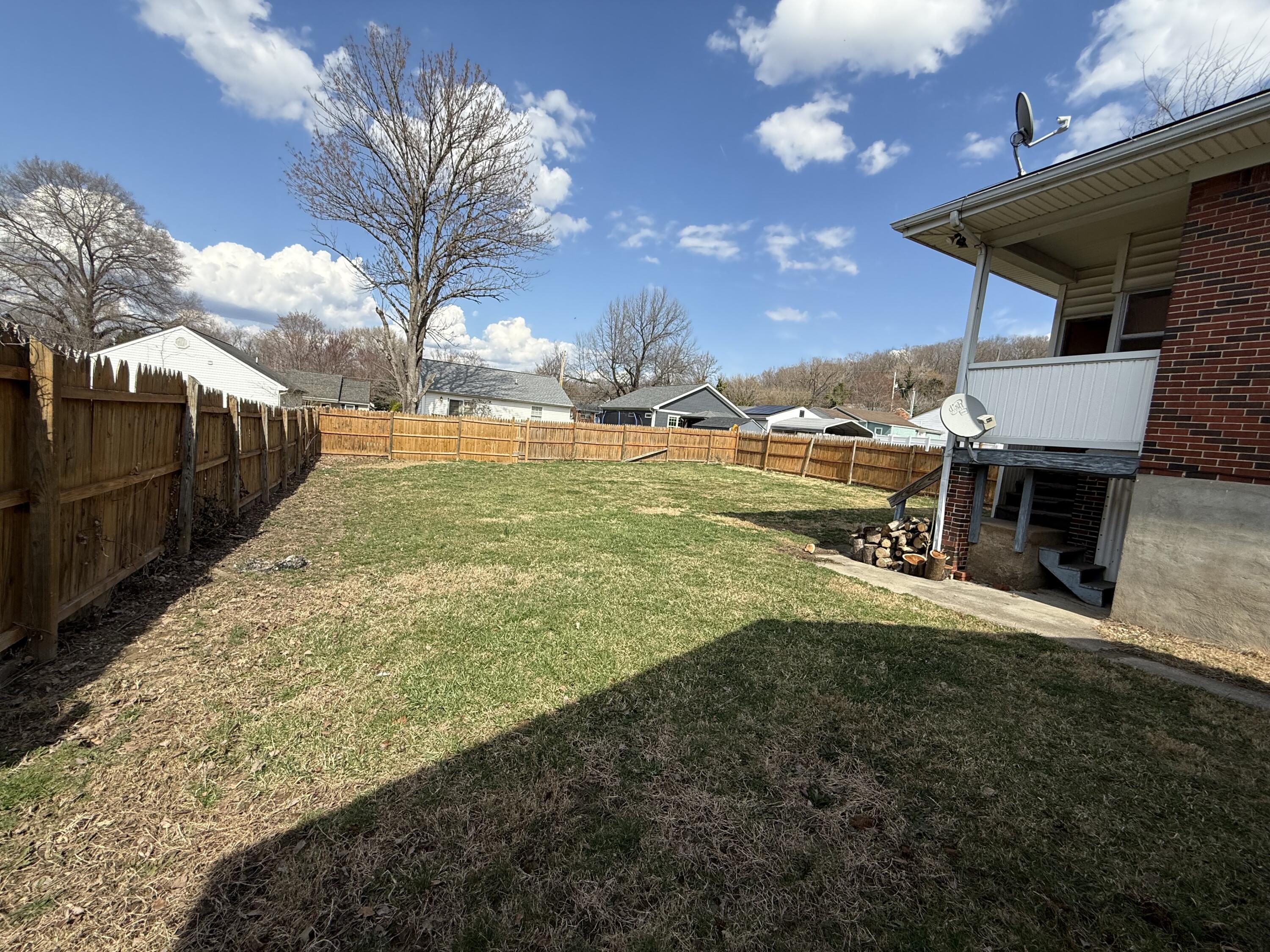 1342 Craig Robertson Road Southeast Roanoke, VA 24014 - Photo 38 of 42 IMG_3574