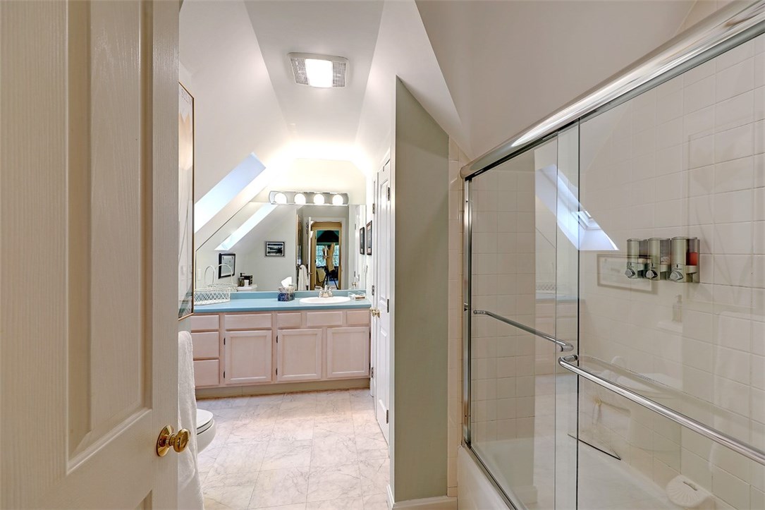 14 Oyster Point, Unit 14 Warren, RI 02885 - Photo 23 of 28 Gallery Image 23