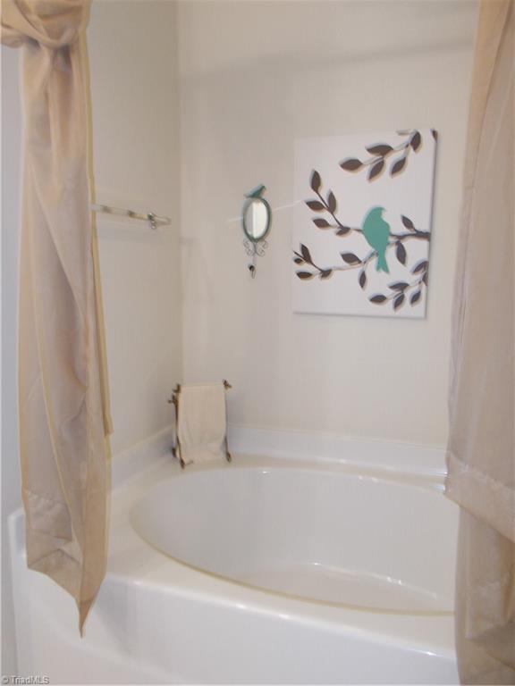 2790 WaterStone Loop High Point, NC 27265 - Photo 14 of 24 Gallery Image 14