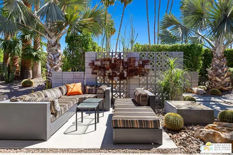 a view of outdoor space yard and patio
