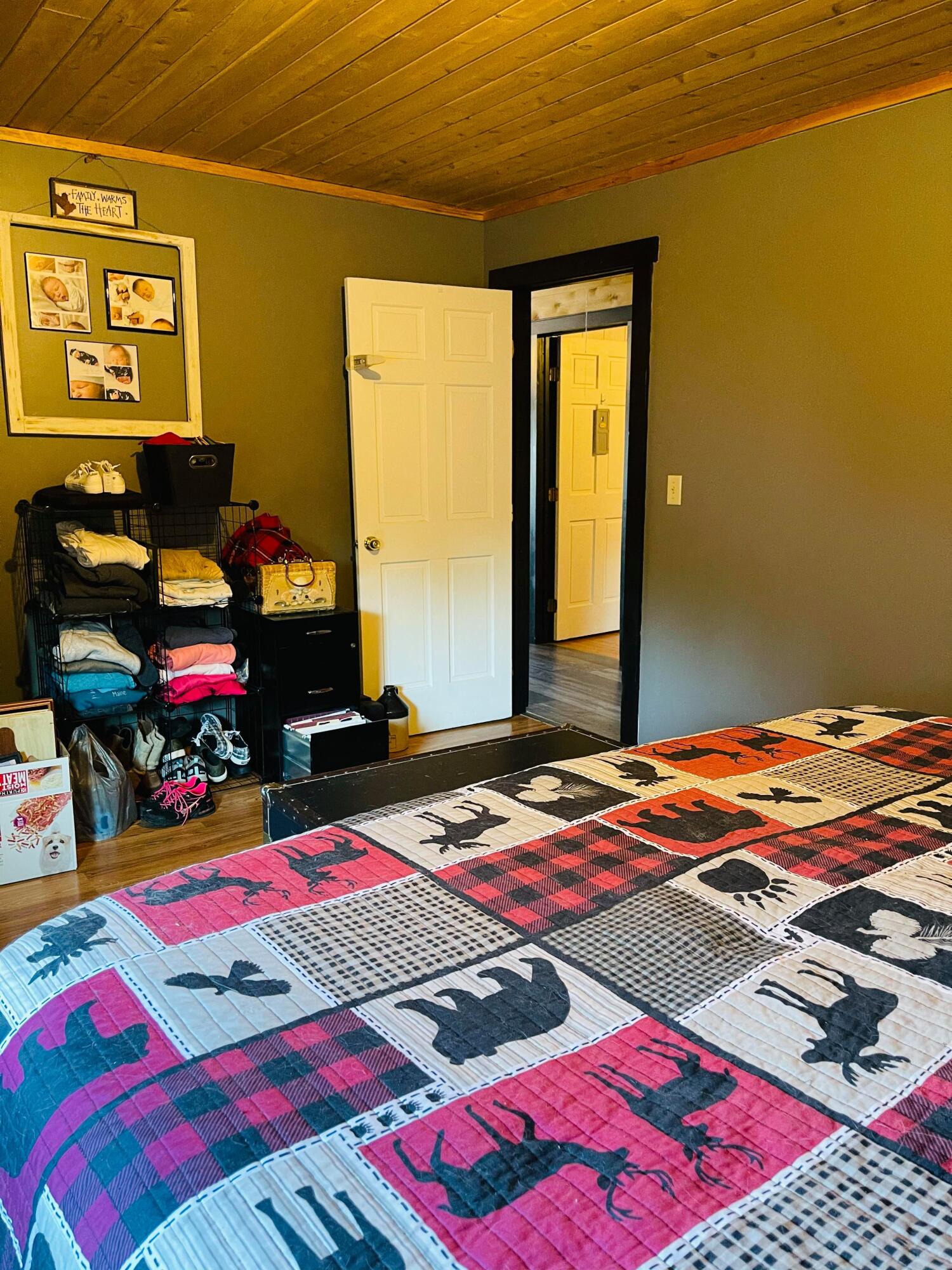 55 Shale Ridge Road Lincoln, ME 04457 - Photo 21 of 42 179357647_1040971703096696_6916279840398