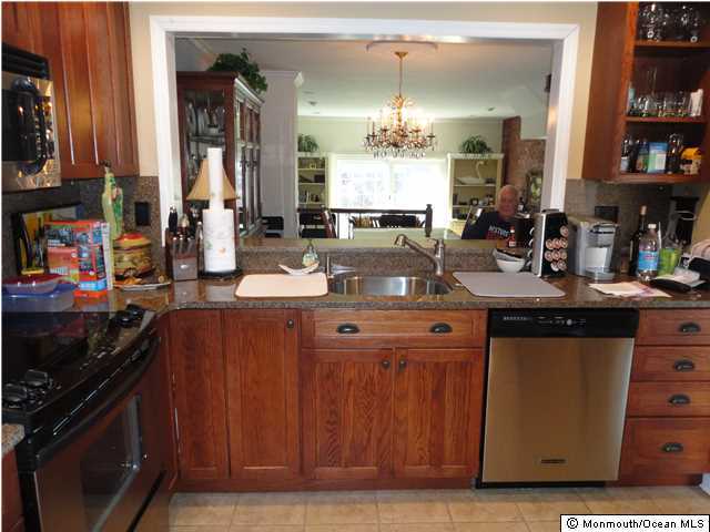 25 Wyckham Road Spring Lake Heights, NJ 07762 - Photo 8 of 18 Additional Photo