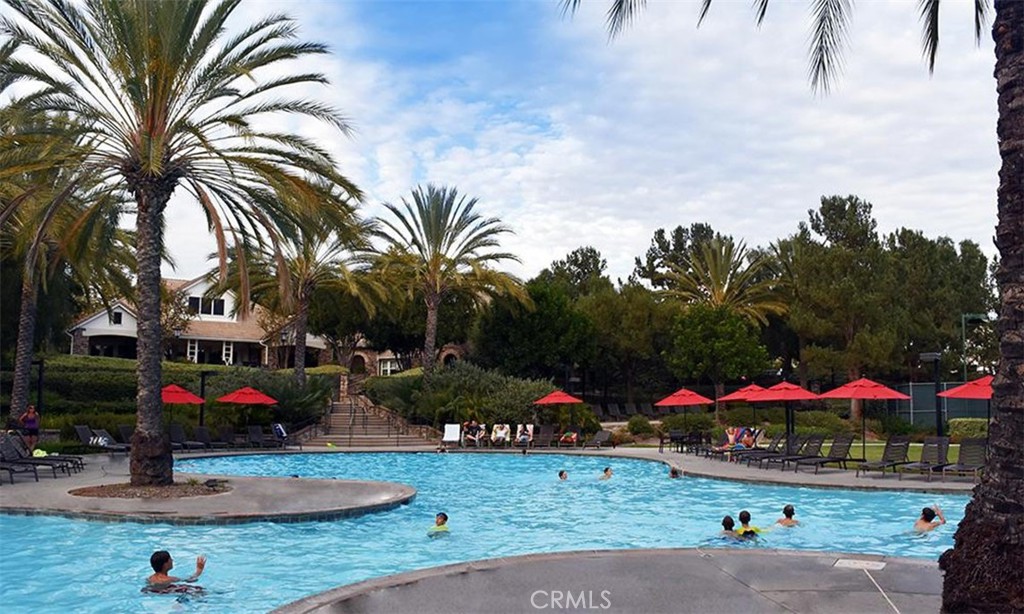 4 Potters Bend Ladera Ranch, CA 92694 - Photo 29 of 31 a view of outdoor space and yard