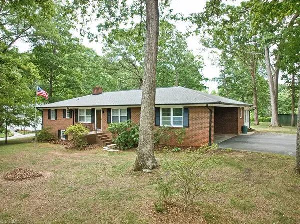 $359,000 | 7950 East Holly Grove Road, Thomasville, NC 27360