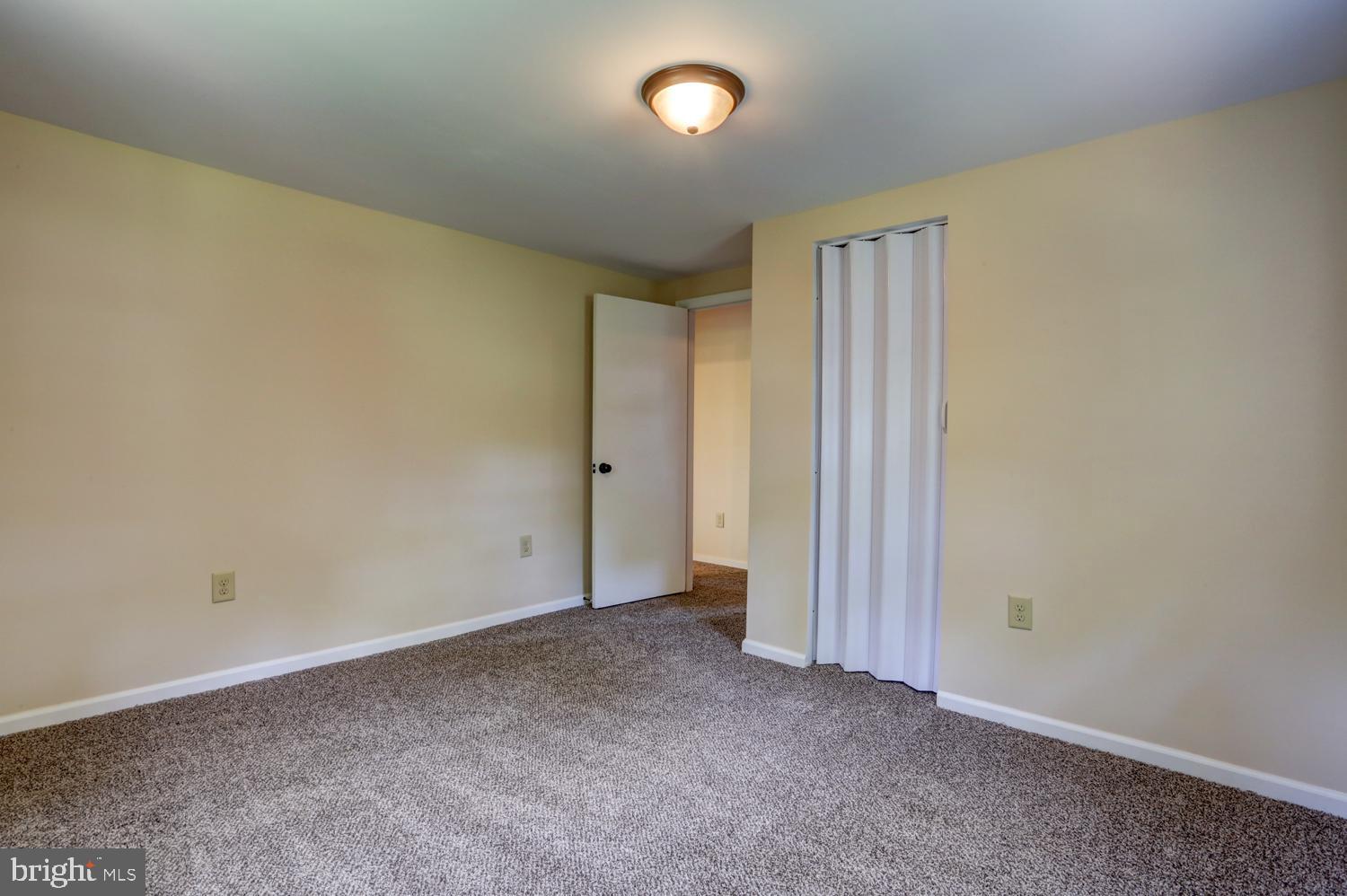425 North Lane Lititz, PA 17543 - Photo 22 of 35
