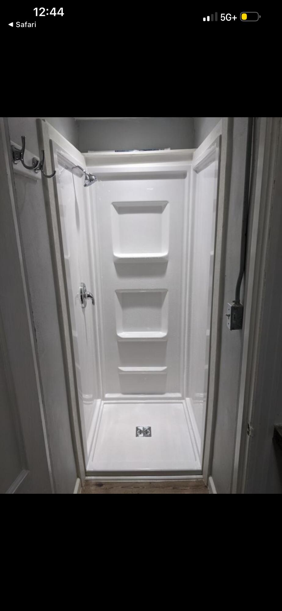 117 North 60th Street, Unit 2 Milwaukee, WI 53213 - Photo 6 of 9 Shower room