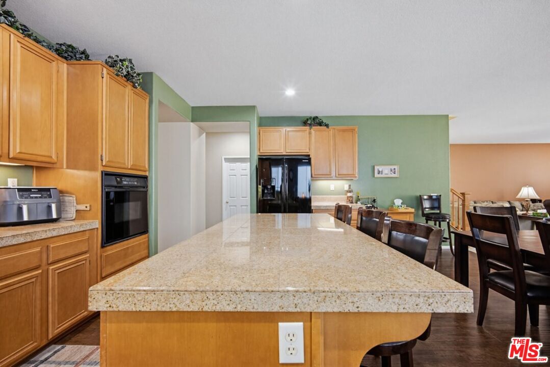 11962 Silver Loop Jurupa Valley, CA 91752 - Photo 15 of 70