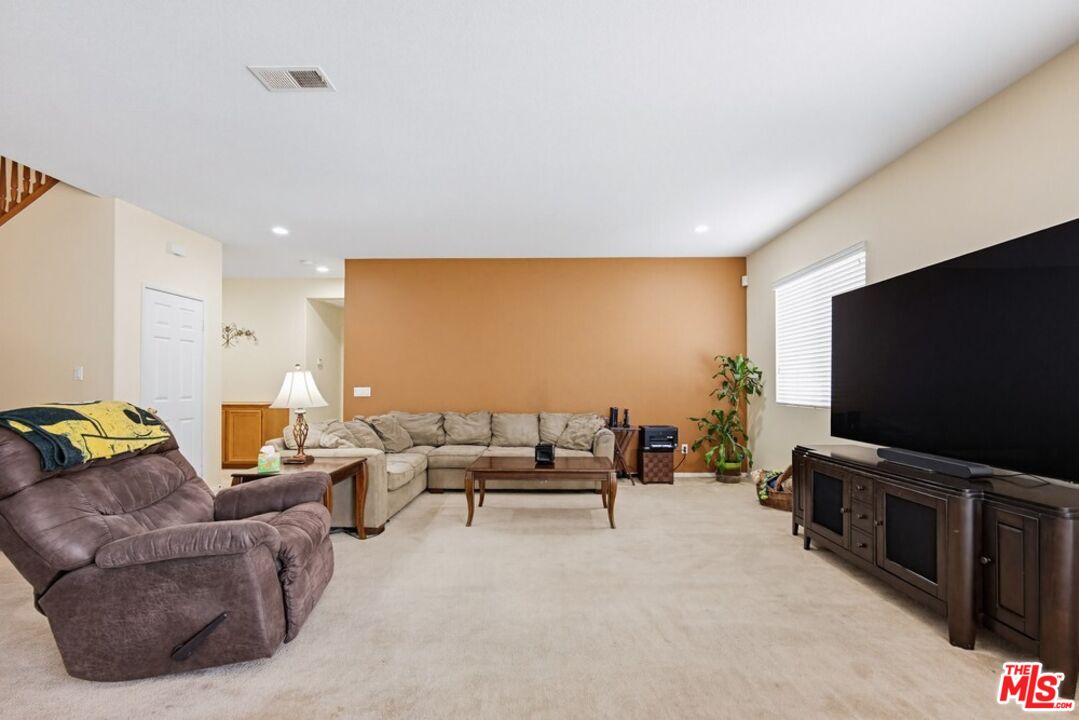 11962 Silver Loop Jurupa Valley, CA 91752 - Photo 23 of 70