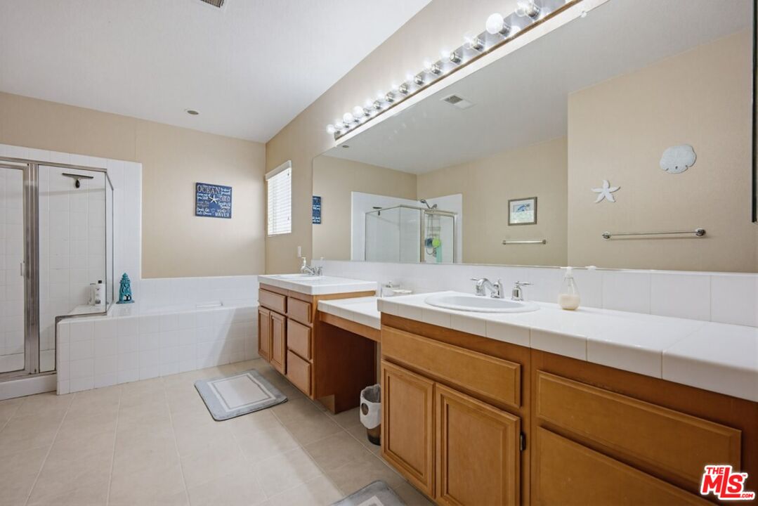 11962 Silver Loop Jurupa Valley, CA 91752 - Photo 32 of 70