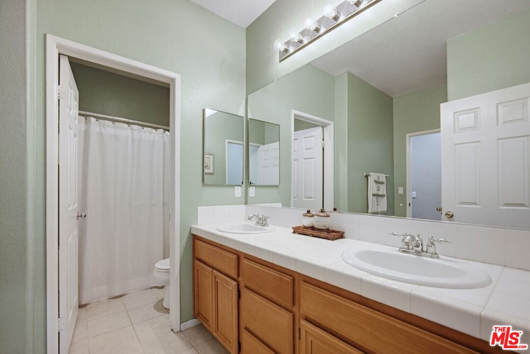 11962 Silver Loop Jurupa Valley, CA 91752 - Photo 36 of 70