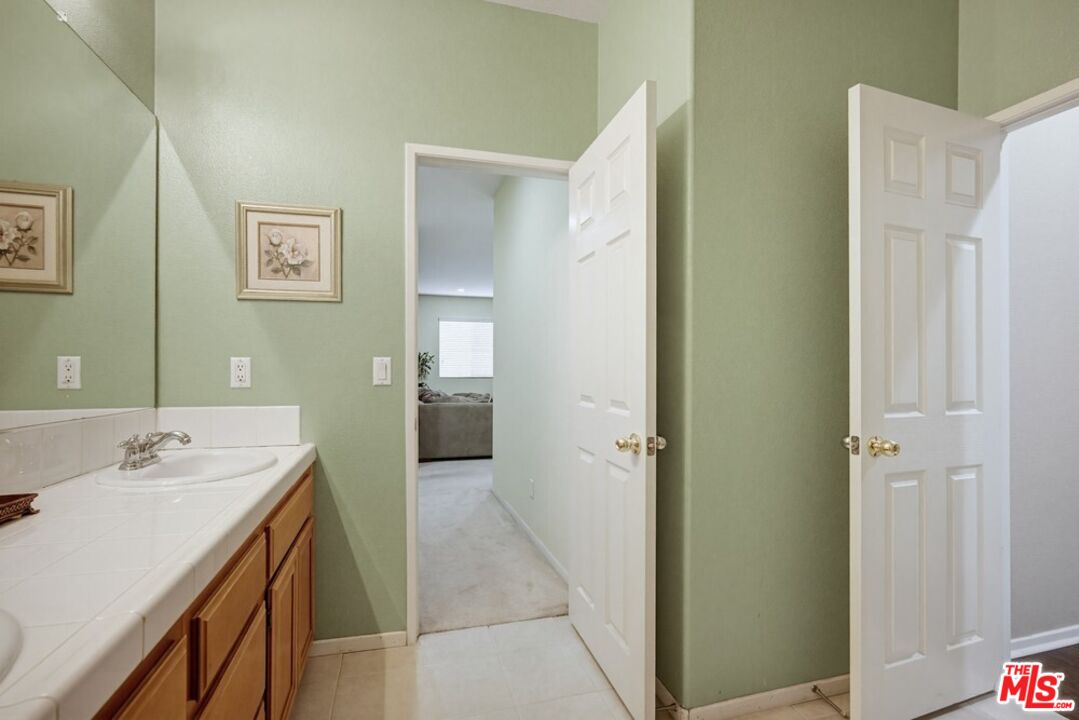11962 Silver Loop Jurupa Valley, CA 91752 - Photo 37 of 70