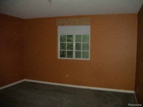 111 Oakbridge Drive Rochester, MI 48306 - Photo 12 of 19 100_7627.JPG