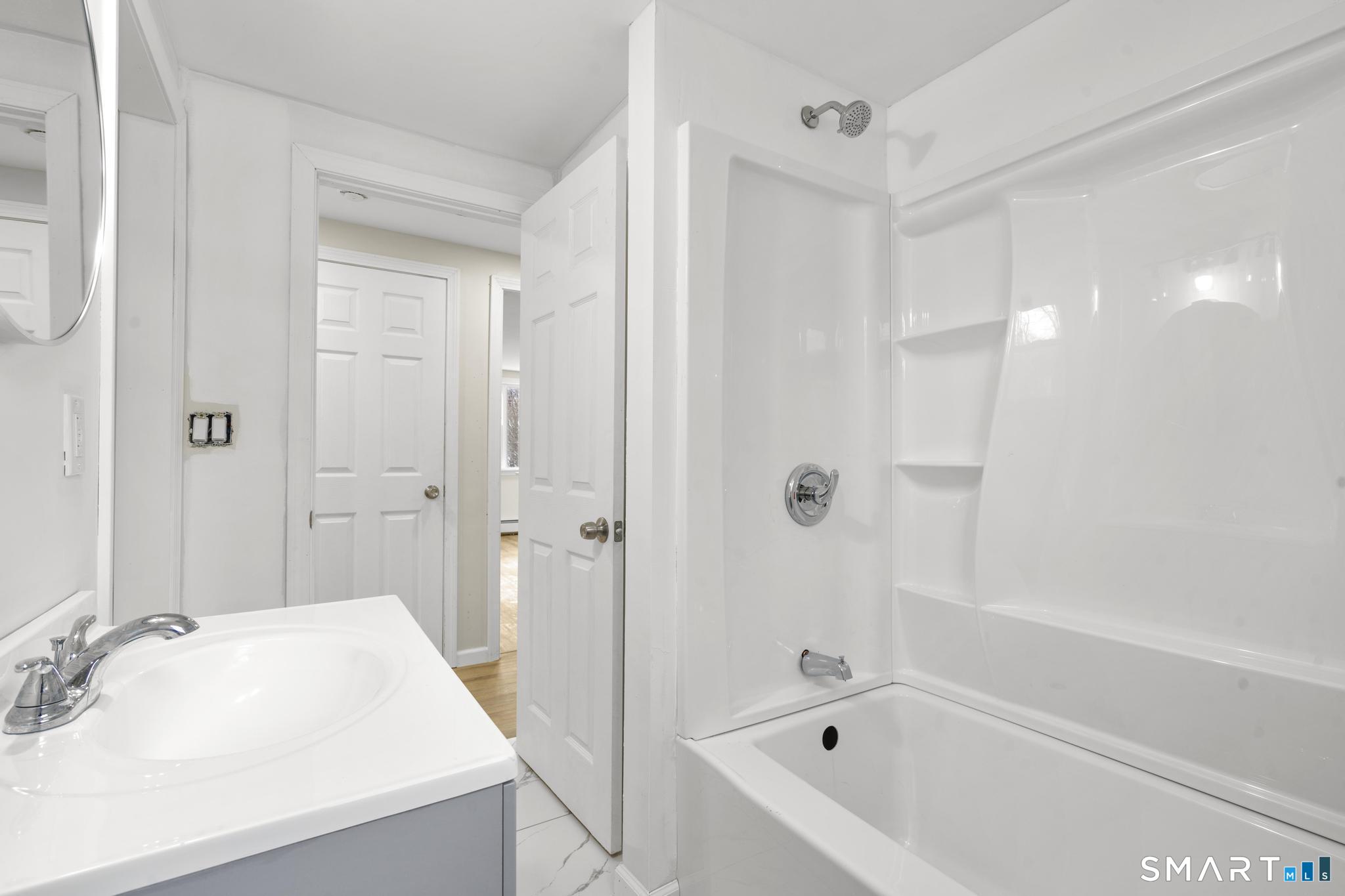 145 Wells Road East Windsor, CT 06088 - Photo 15 of 34
