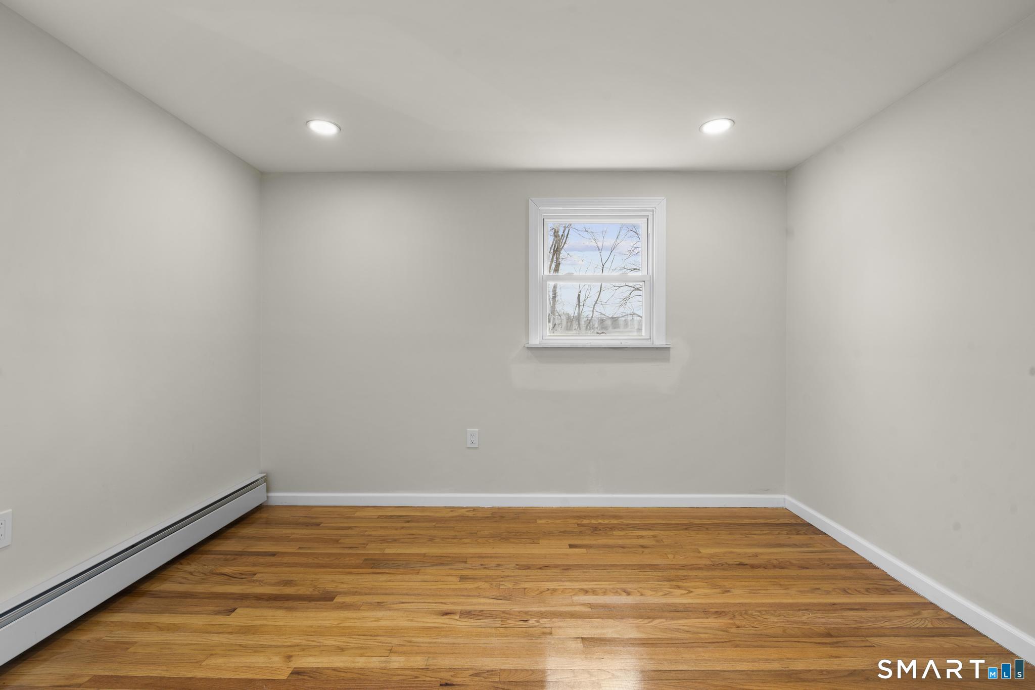 145 Wells Road East Windsor, CT 06088 - Photo 17 of 34