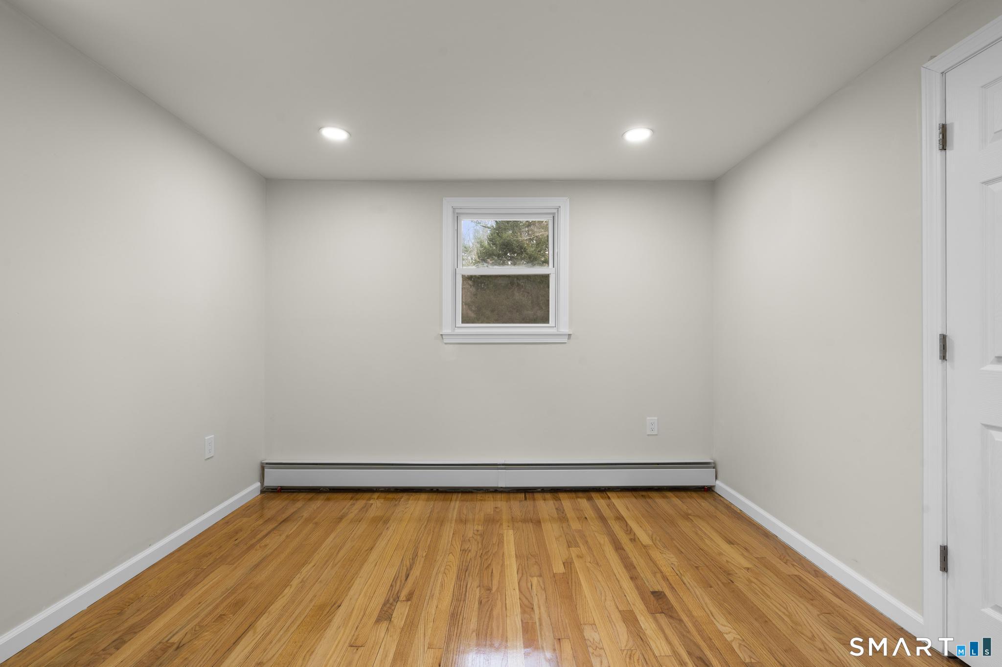 145 Wells Road East Windsor, CT 06088 - Photo 19 of 34