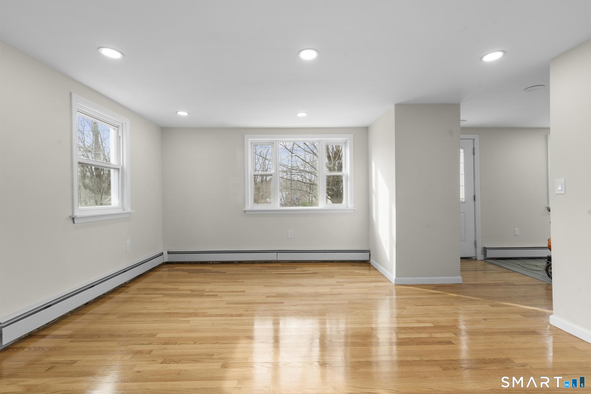 145 Wells Road East Windsor, CT 06088 - Photo 5 of 34