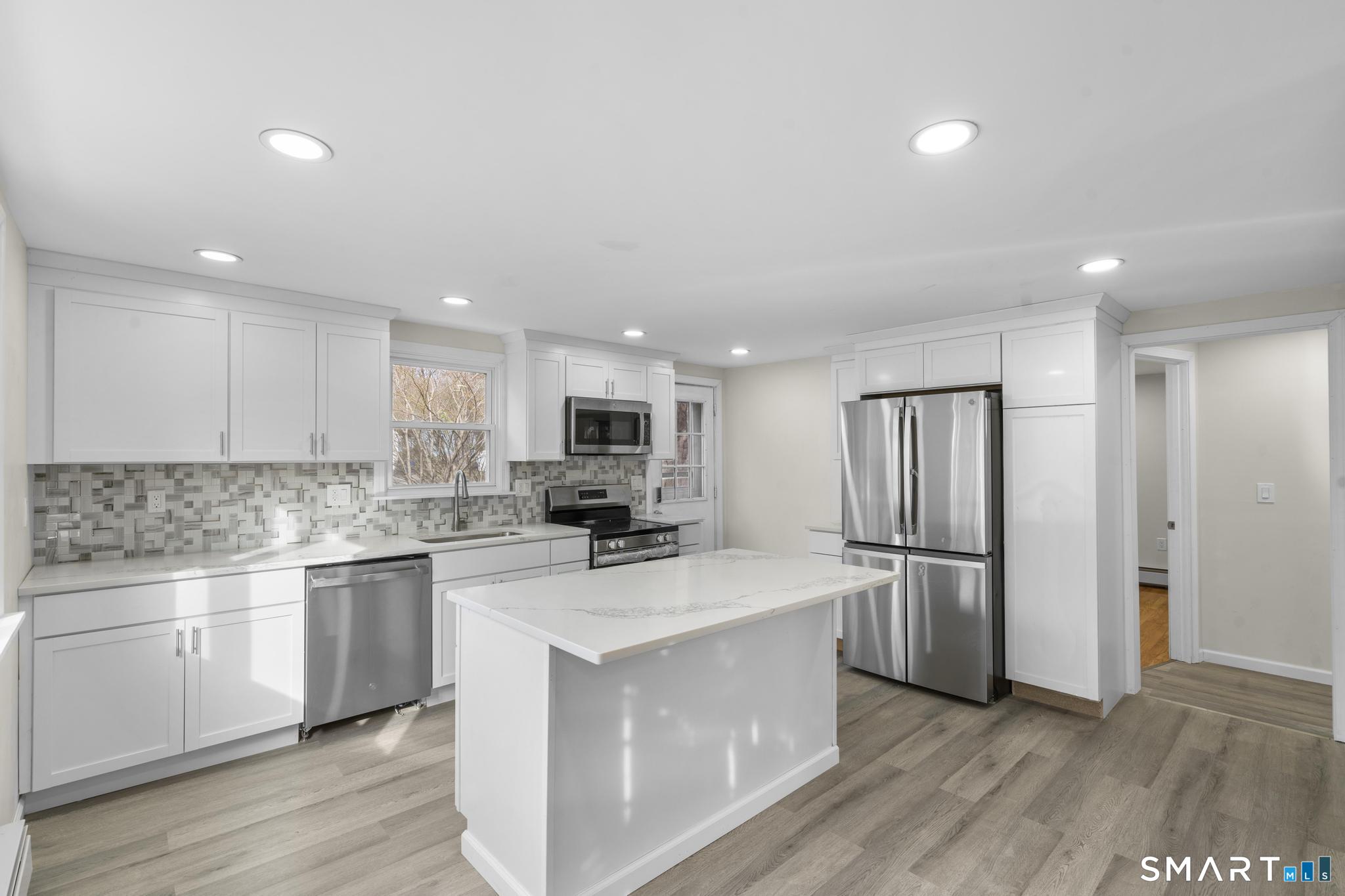 145 Wells Road East Windsor, CT 06088 - Photo 9 of 34