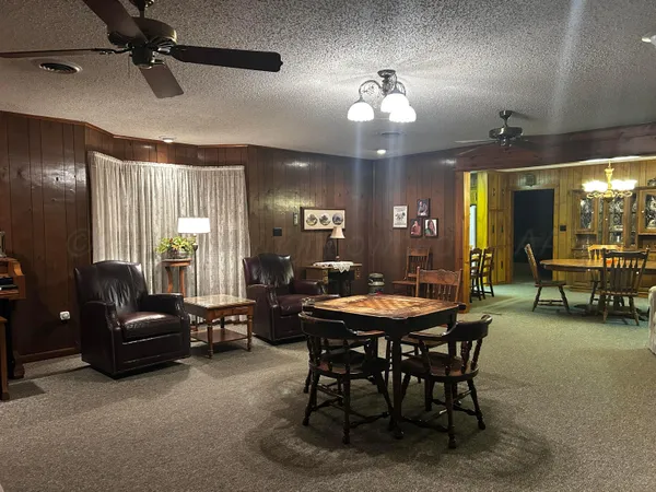 $200,000 | 216 North 7th Street, Canadian, TX 79014