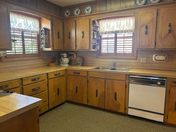 $200,000 | 216 North 7th Street, Canadian, TX 79014