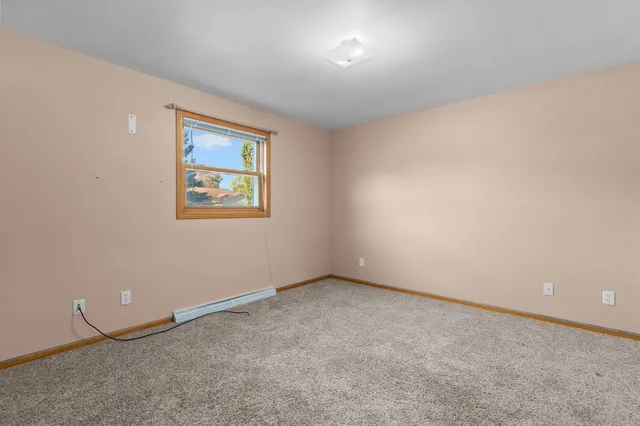 $350,000 | 625 River Bluff Drive, Manitowoc, WI 54220