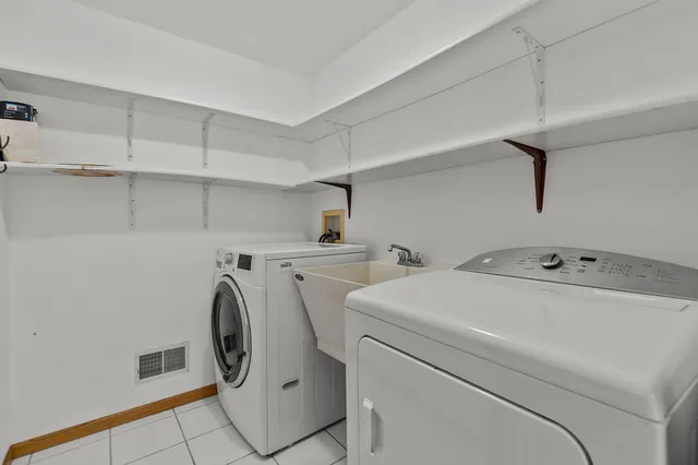 $350,000 | 625 River Bluff Drive, Manitowoc, WI 54220