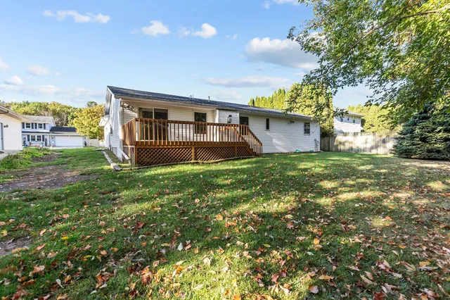 $350,000 | 625 River Bluff Drive, Manitowoc, WI 54220