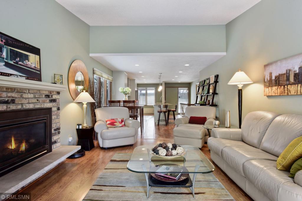 10259 Scarborough Road Bloomington, MN 55437 - Photo 17 of 37 Gallery Image 17