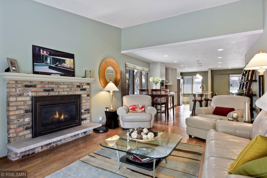 10259 Scarborough Road Bloomington, MN 55437 - Photo 18 of 37 Gallery Image 18