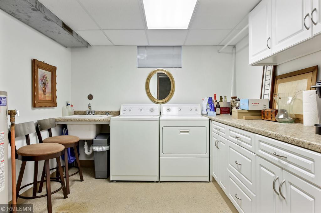 10259 Scarborough Road Bloomington, MN 55437 - Photo 26 of 37 Gallery Image 26