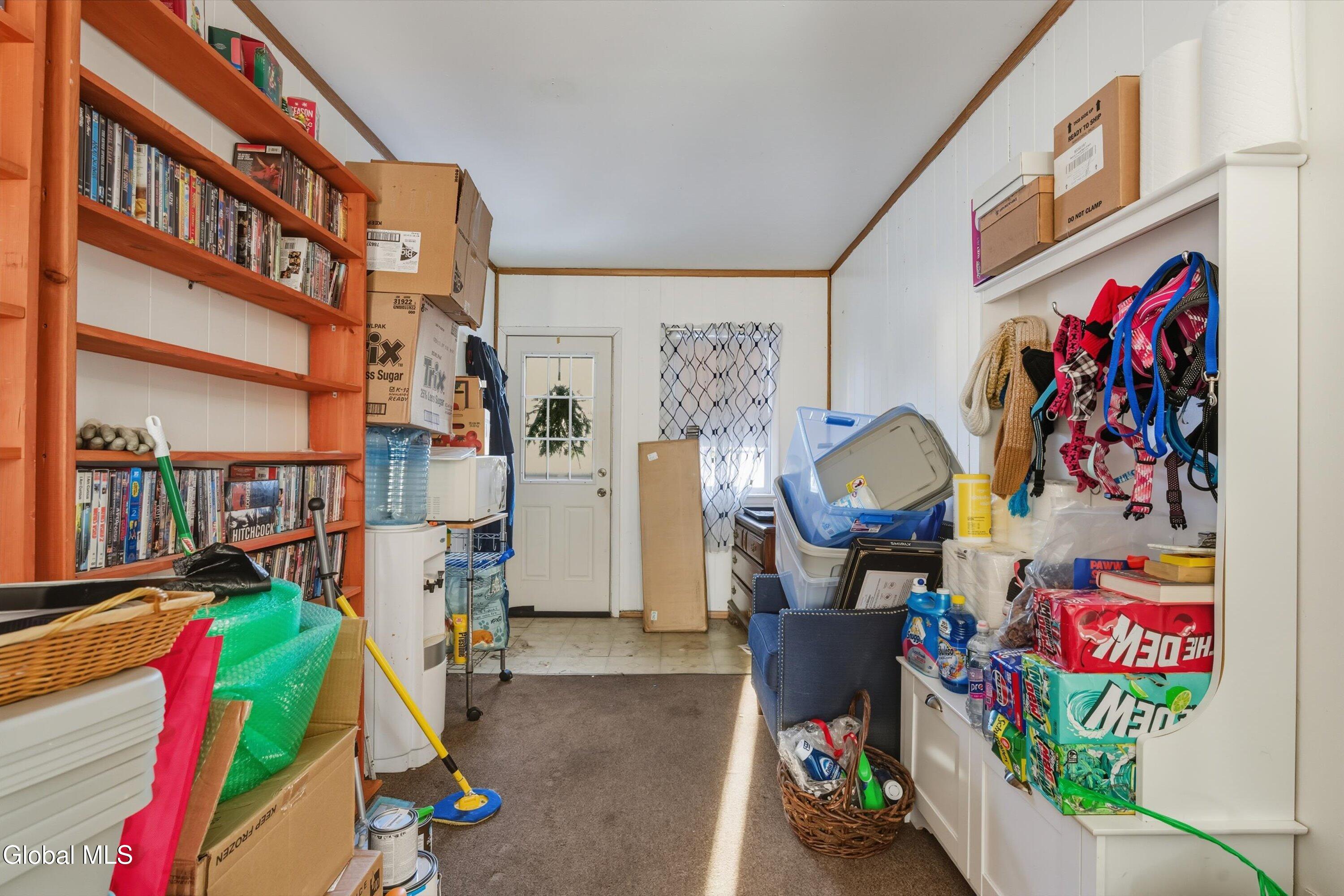 2564 Consaul Road Schenectady, NY 12304 - Photo 15 of 19 04-2564 Consaul RD-4