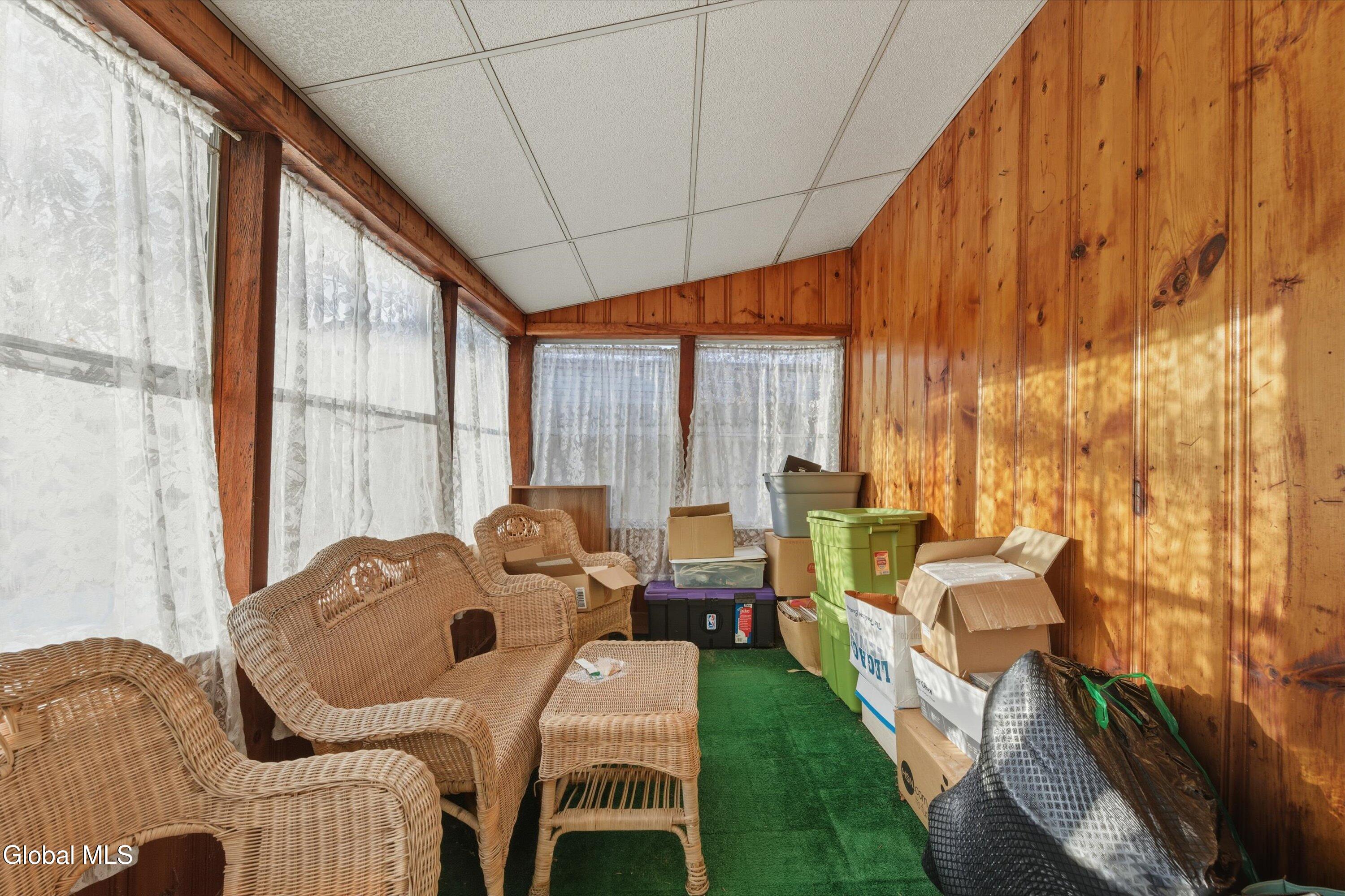 2564 Consaul Road Schenectady, NY 12304 - Photo 16 of 19 05-2564 Consaul RD-5