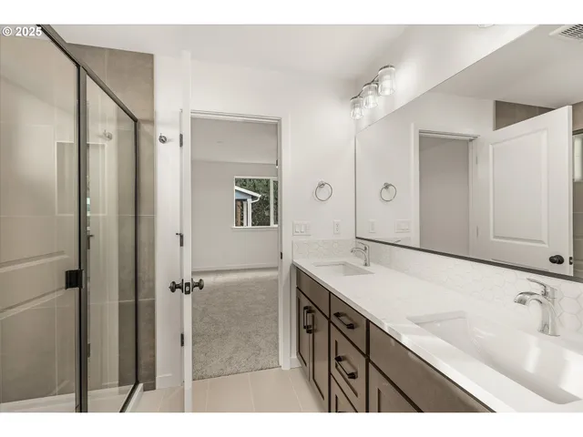 $569,500 | 284 Northwest Mawrcrest Drive, Gresham, OR 97030