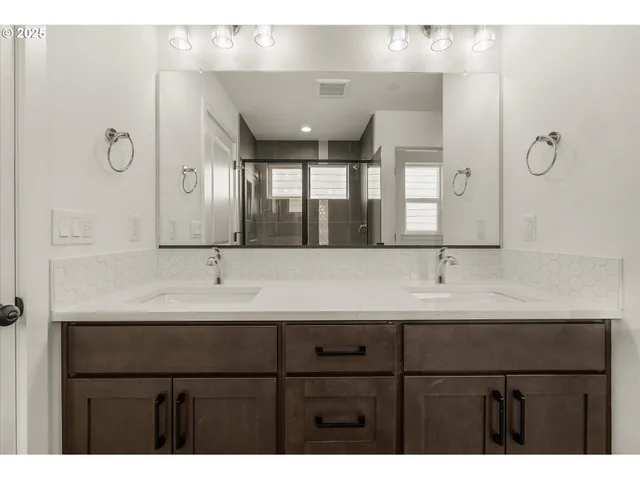 $569,500 | 284 Northwest Mawrcrest Drive, Gresham, OR 97030