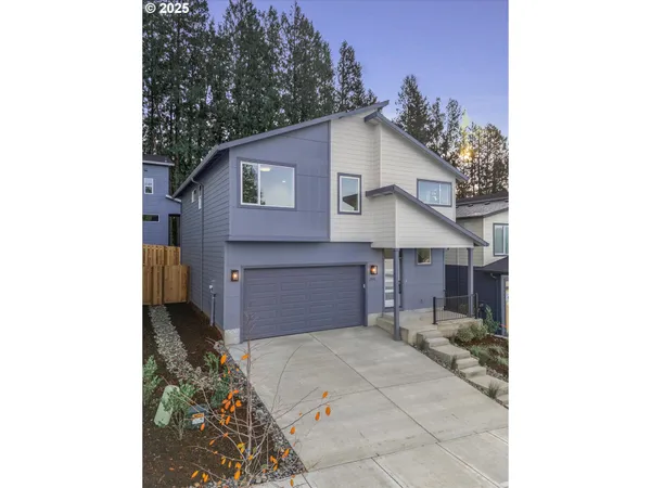 $529,900 | 284 Northwest Mawrcrest Drive, Gresham, OR 97030