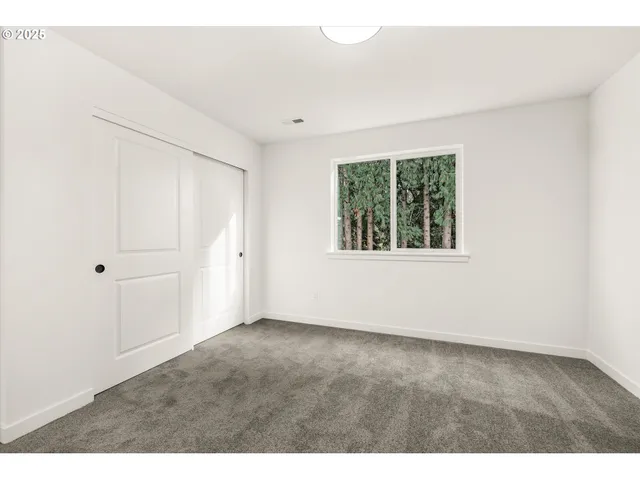 $569,500 | 284 Northwest Mawrcrest Drive, Gresham, OR 97030