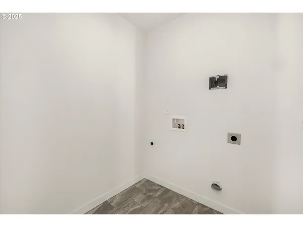 $529,900 | 284 Northwest Mawrcrest Drive, Gresham, OR 97030