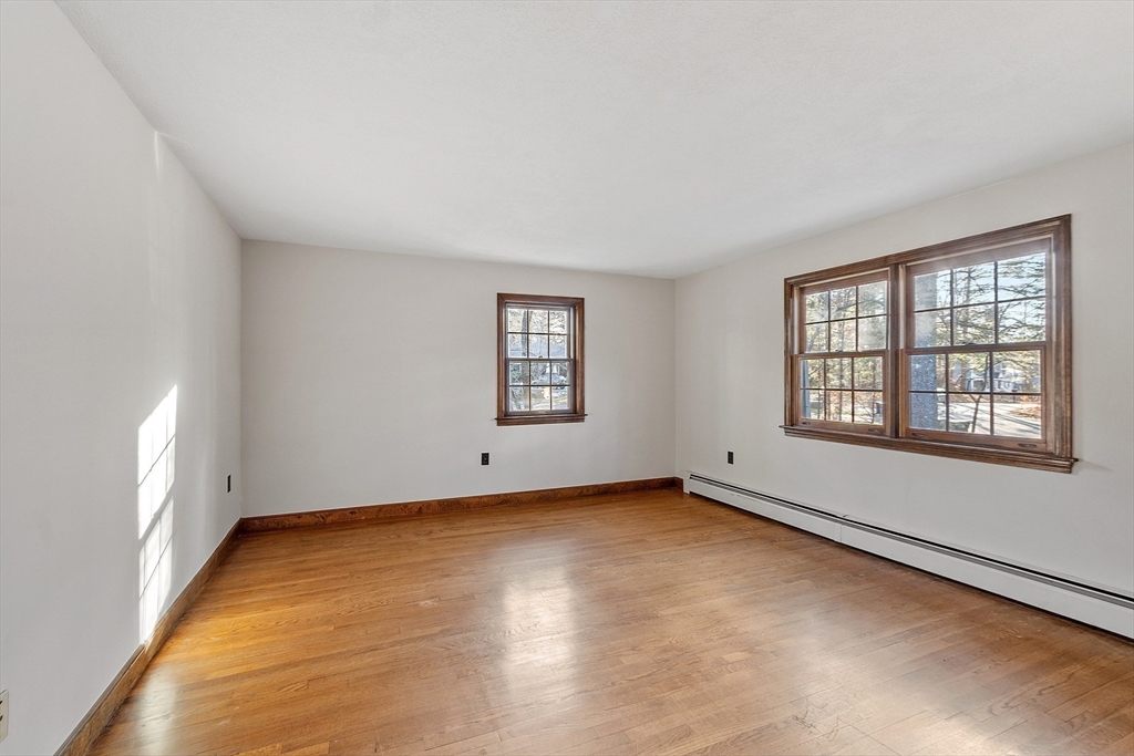 31 Mohawk Road Andover, MA 01810 - Photo 22 of 33 an empty room with windows