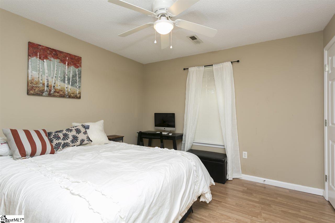 301 Ridgeover Drive Greenville, SC 29617 - Photo 12 of 17 Gallery Image 12