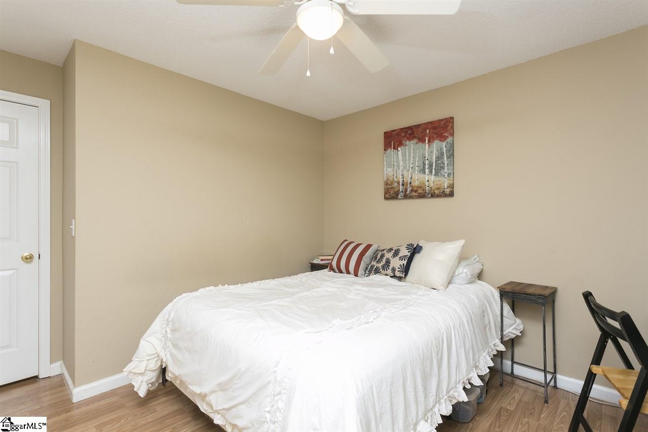 301 Ridgeover Drive Greenville, SC 29617 - Photo 13 of 17 Gallery Image 13