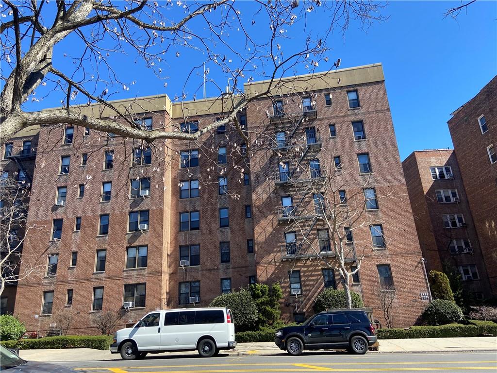 a car parked in front of a building