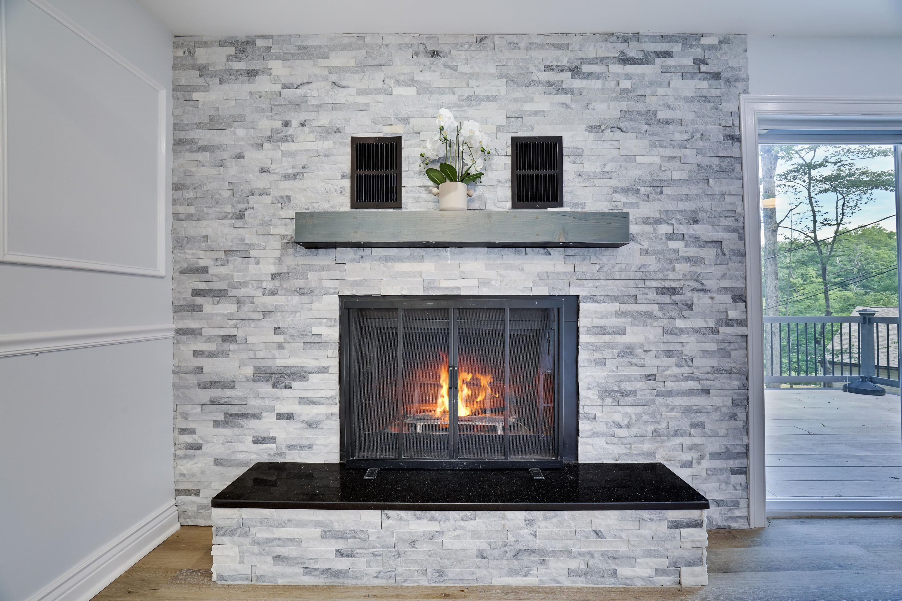 3109 Snowden Drive Bushkill, PA 18324 - Photo 2 of 69 9- Fireplace