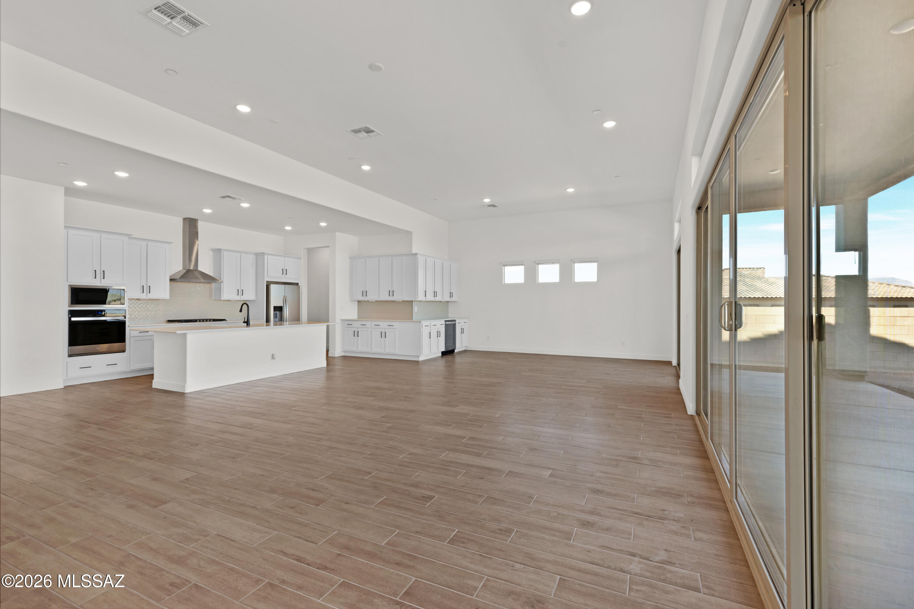 15062 East Sands Ranch Road Vail, AZ 85641 - Photo 10 of 25 Greatroom