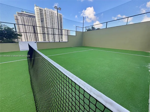 $7,500 | 700 Northeast 24th Street, Unit 3304, Miami, FL 33137