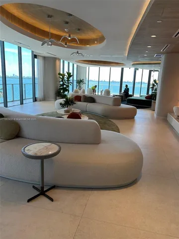 $7,500 | 700 Northeast 24th Street, Unit 3304, Miami, FL 33137