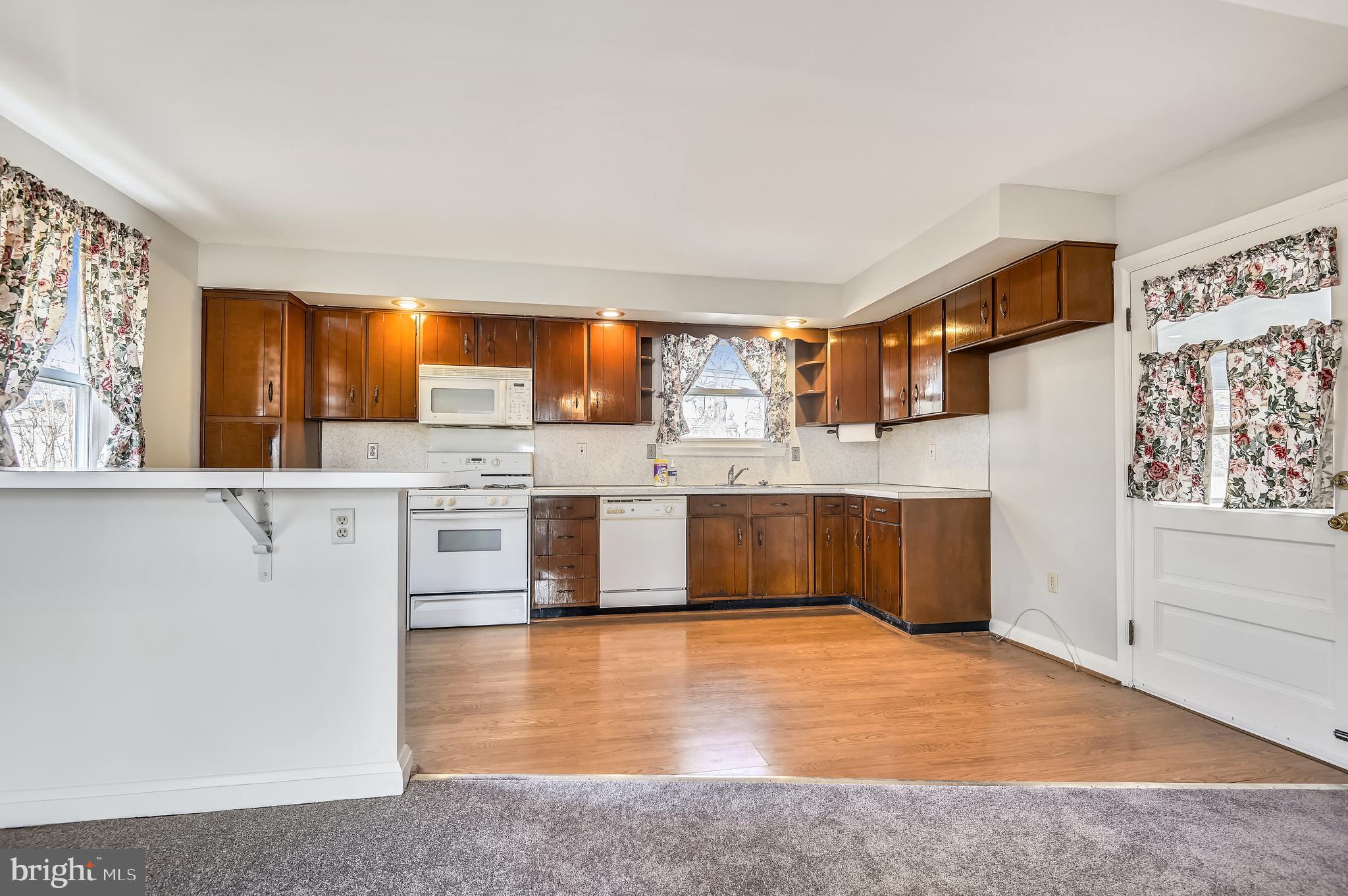 3022 Willoughby Road Baltimore, MD 21234 - Photo 11 of 22 Kitchen (view from dining room)