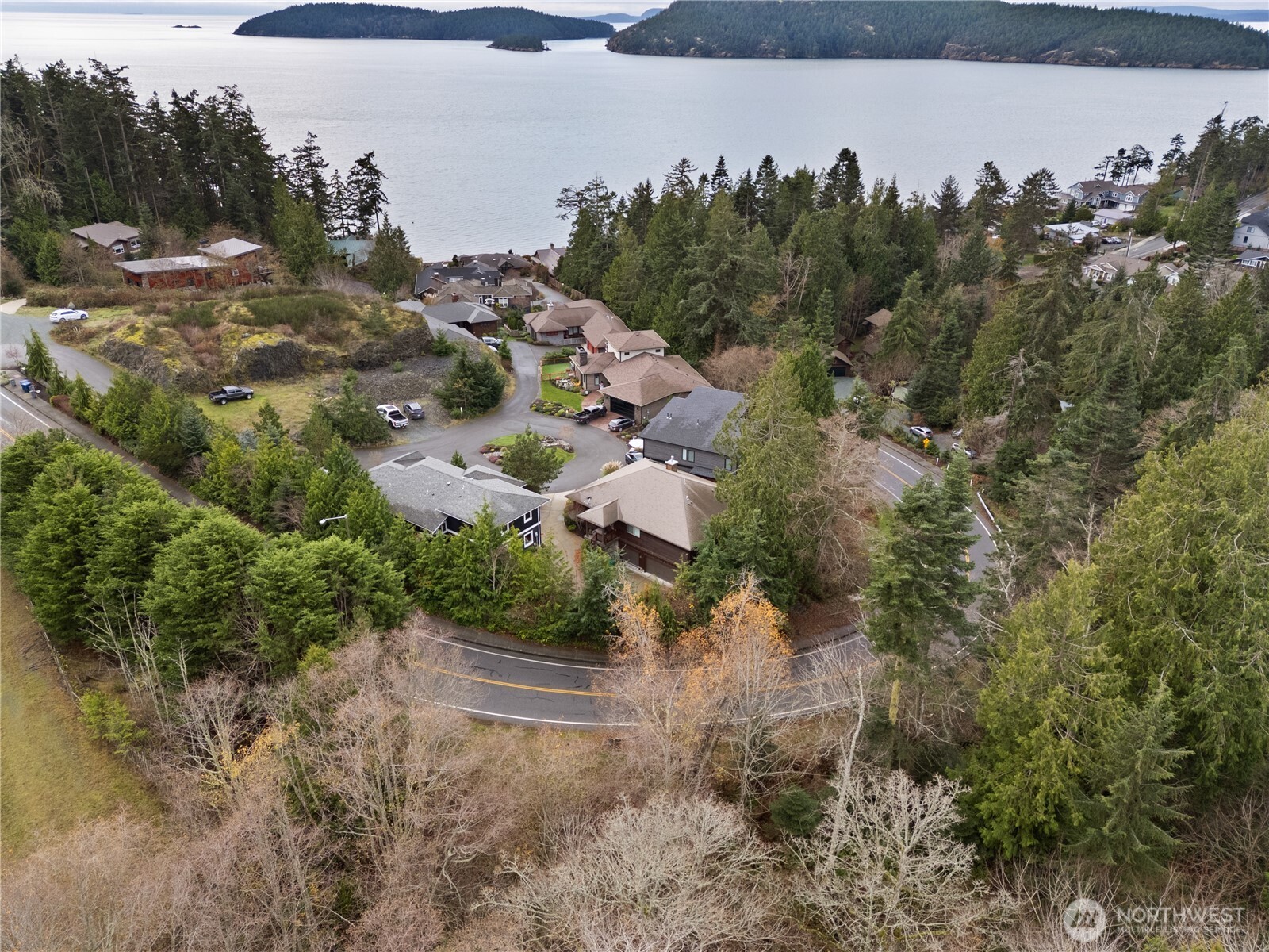 -nhn Anaco Beach Road Anacortes, WA 98221 - Photo 8 of 12 a view of a houses with a yard