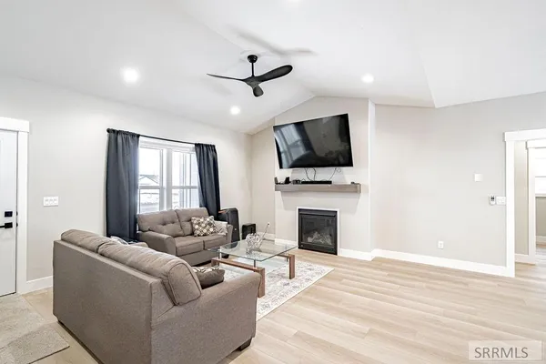 $449,000 | 2050 Cruiser Loop, Blackfoot, ID 83221